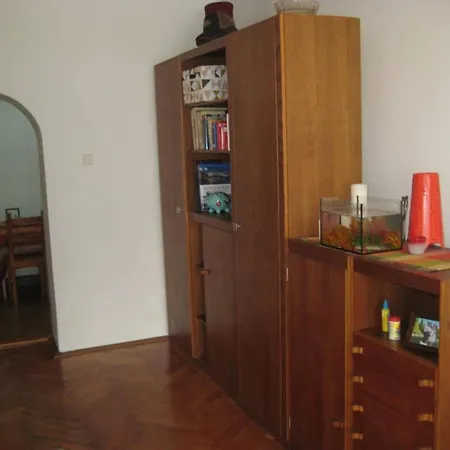 Charming With 2 Bedrooms Appartamento Genova