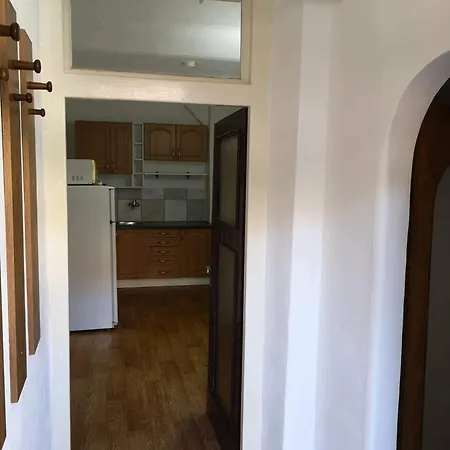 Apartman Charming With 2 Bedrooms *